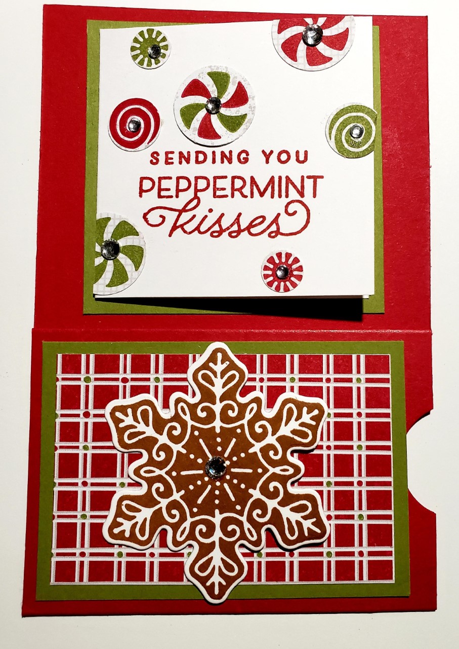 Frosted Gingerbread & Peppermint Kisses giftcard holder